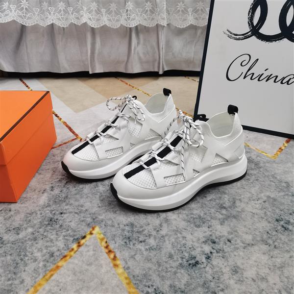 2025112815400506 330